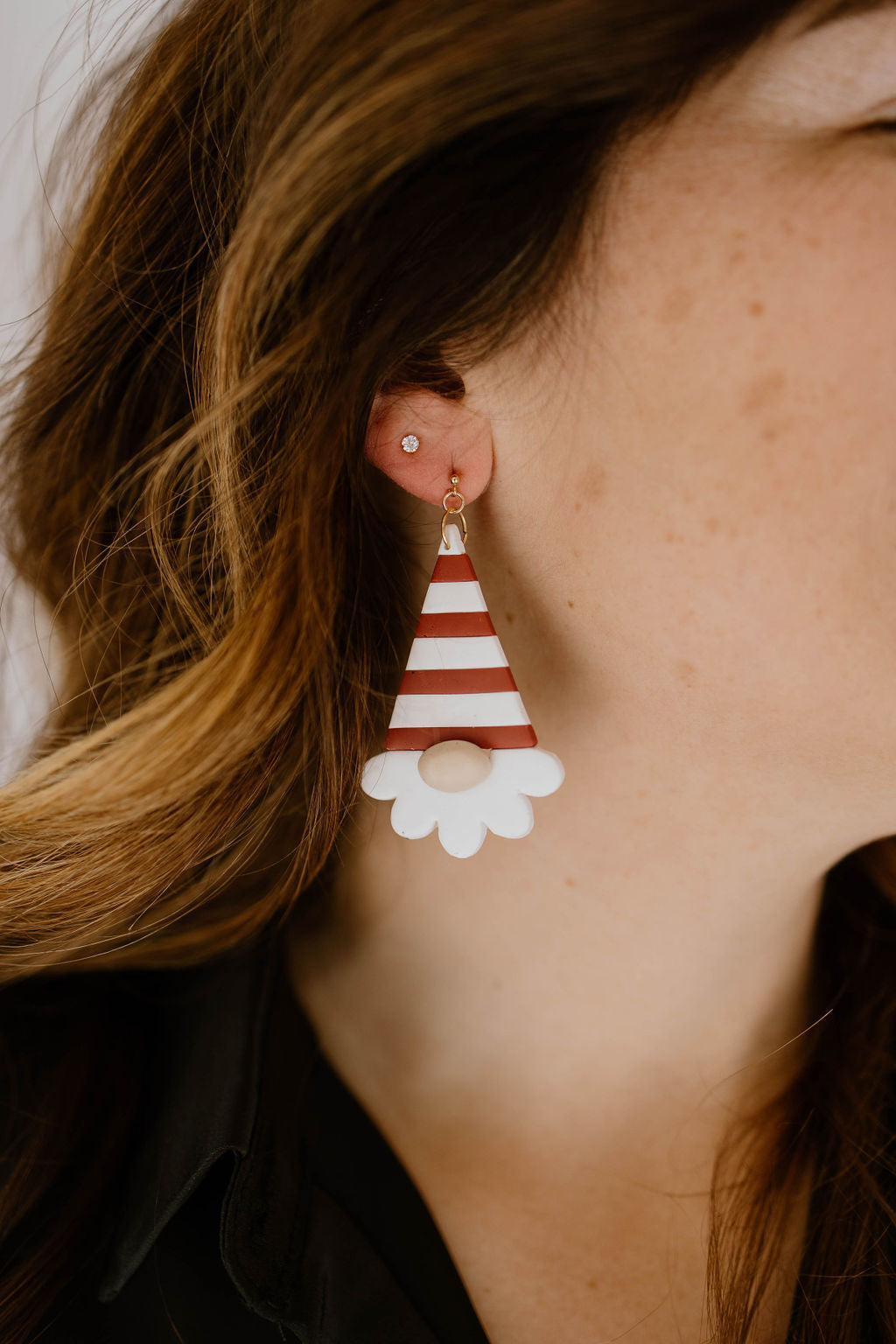 Santa Gnome Earrings 🎅🏽